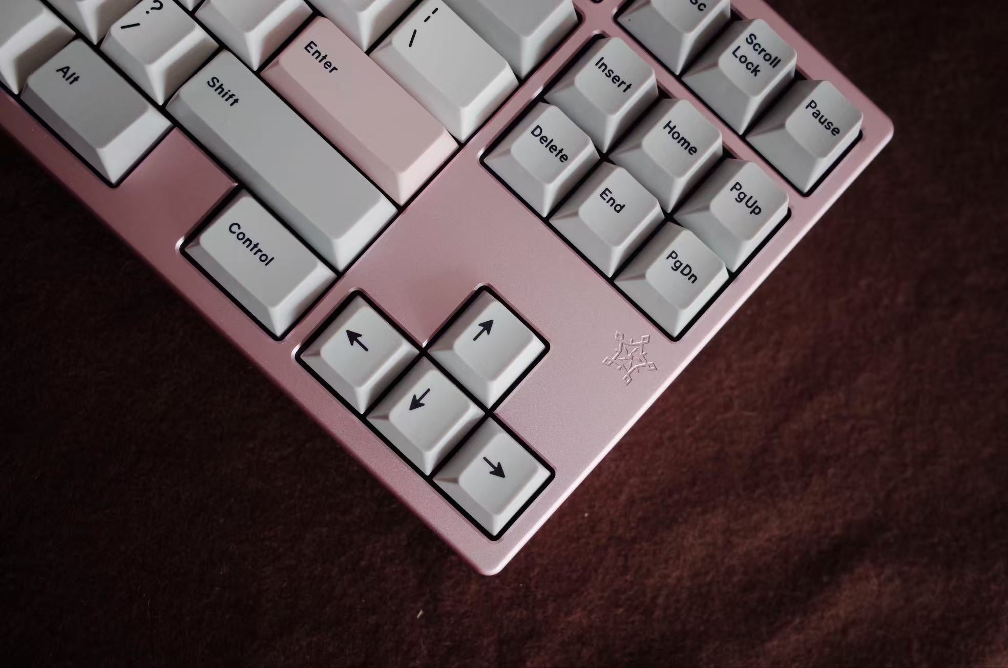 [Group buy] Winter R2 Pre-order
